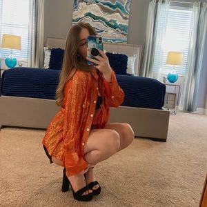 New Unused Gretchen Scott, size L Blouse, “The Glinda Flap” in orange metallic